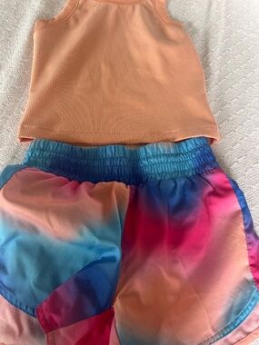 Go Dry Old navy active shorts girl size 10/12